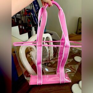 *******DO NOT PURCHASE NO LONGER AVAILABLE ******Clear beach tote